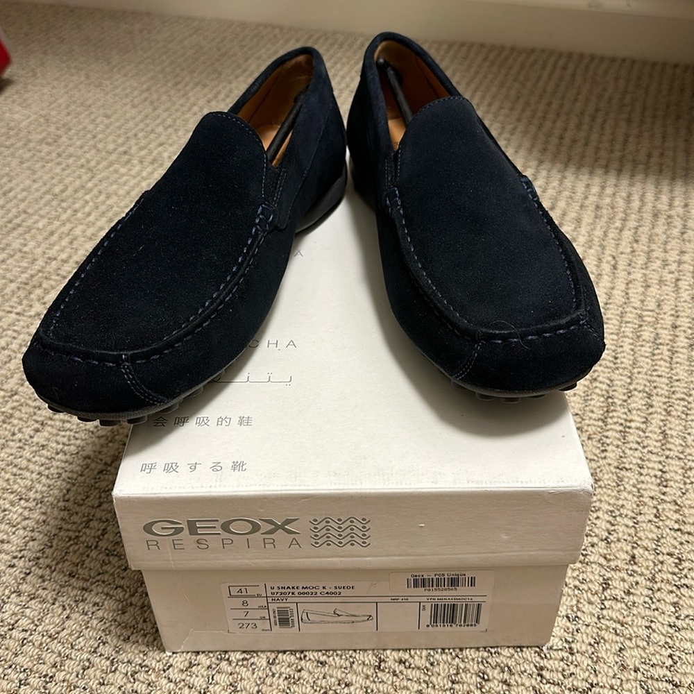 COPY - Men’s Geox. Brand new. Never worn. Navy suede Snake loafers. Size 8.